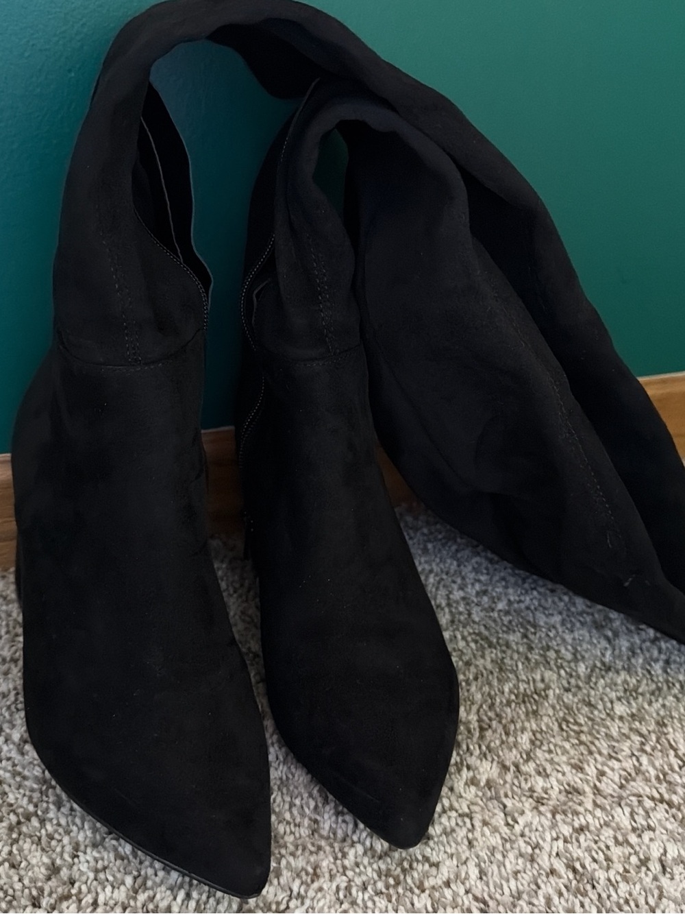 Steve Madden Black Over-the-Knee Suede Block Heel Boots - Picture 2 of 3